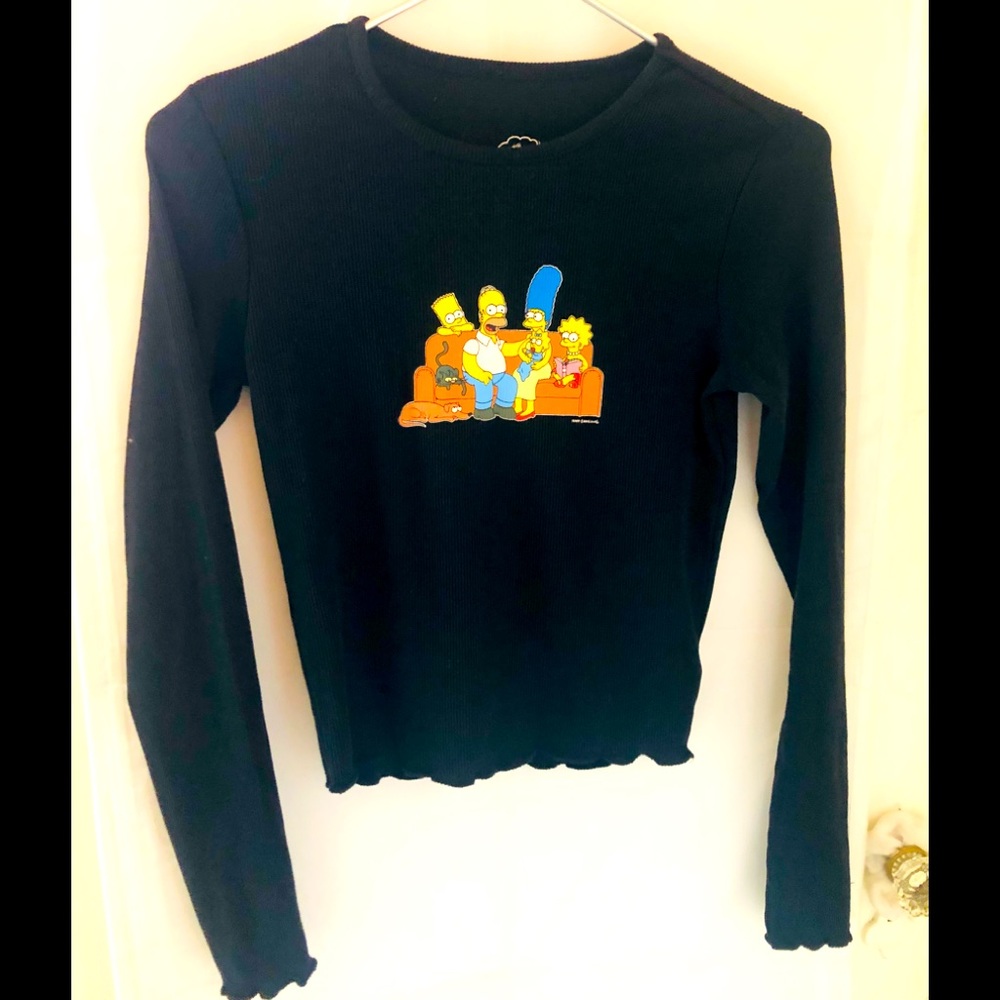 *Forever 21* The Simpson’s NWOT, ribbed knit top, long sleeves size M